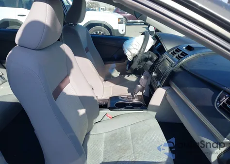 2012 Toyota Camry Le z USA, uszkodzony, nr VIN 4T1BF1FK1CU563072